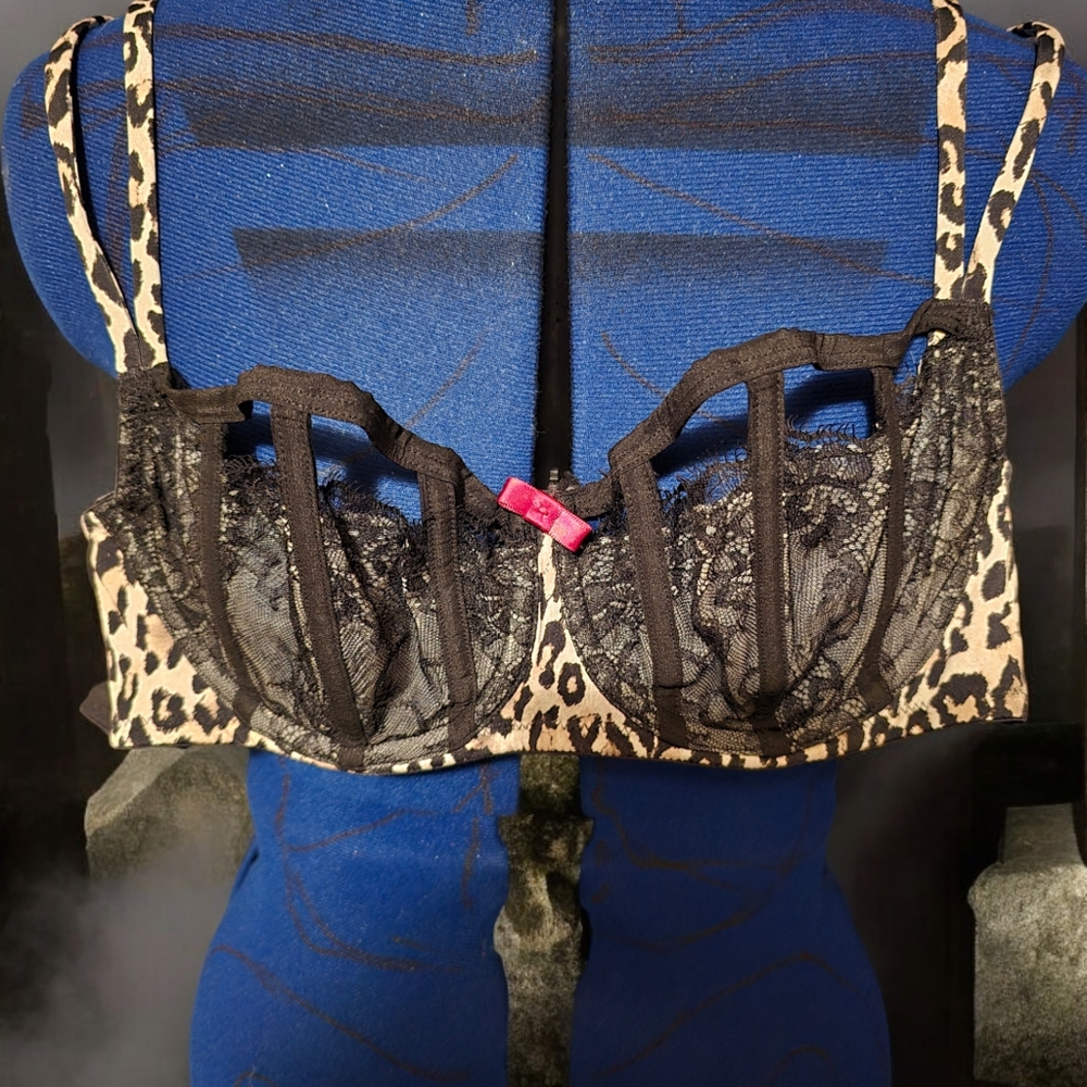 Cacique leopard print rockabilly punk bra nwot